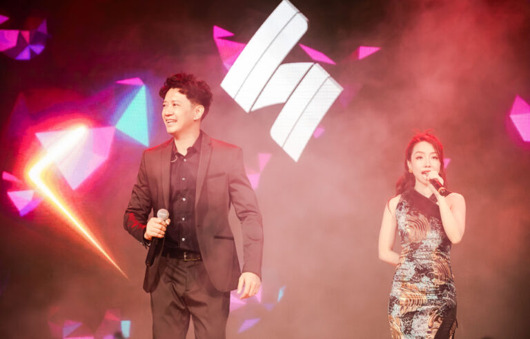 Uab Stage Show96 768x492